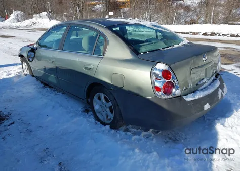 2005 Nissan Altima 2.5 S z USA, uszkodzony, nr VIN 1N4AL11D55C357446